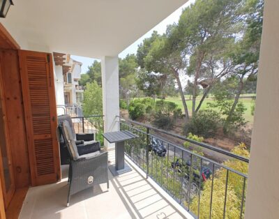 For Rent. Freshly Renovated 1-Bedroom Apartment with Golf Views in the Villamartin Plaza, Orihuela Costa KR69