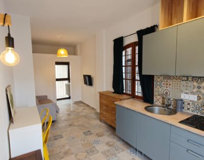 Beachside Studio KR 76